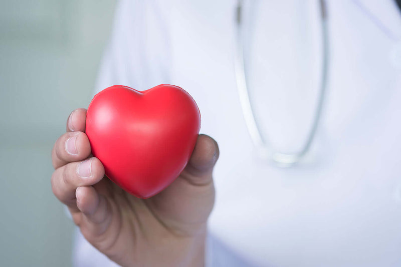BENU - hart- en vaatziekten - prévention des maladies cardiovasculaires - Het voorkomen van hart- en vaatziekten: geen tijd te verspillen - La prévention des maladies cardiovasculaires : il n’y a pas de temps à perdre